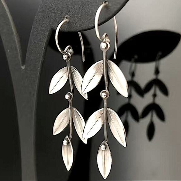 Silver Leaf Drop Flower Boho Vintage Hook Minimalist Earrings - Picture 4 of 6